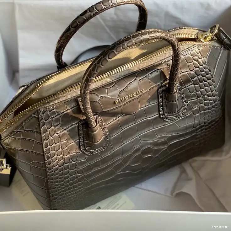 Fashionrep Bag 2203RF0013 Givenchy 0522